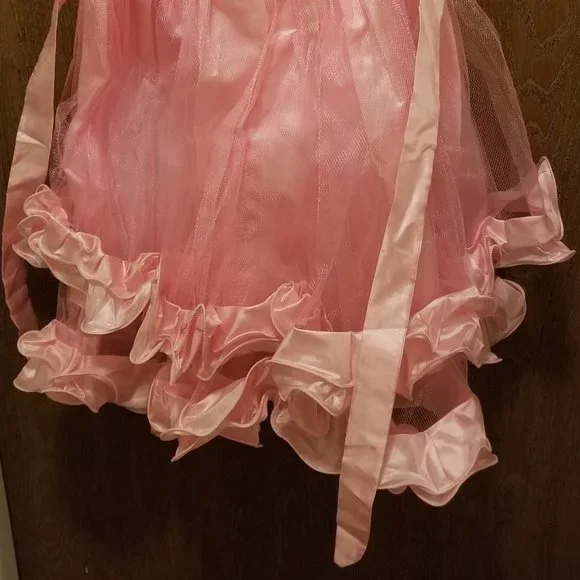 girls pink ruffle dress - Picture 4 of 4